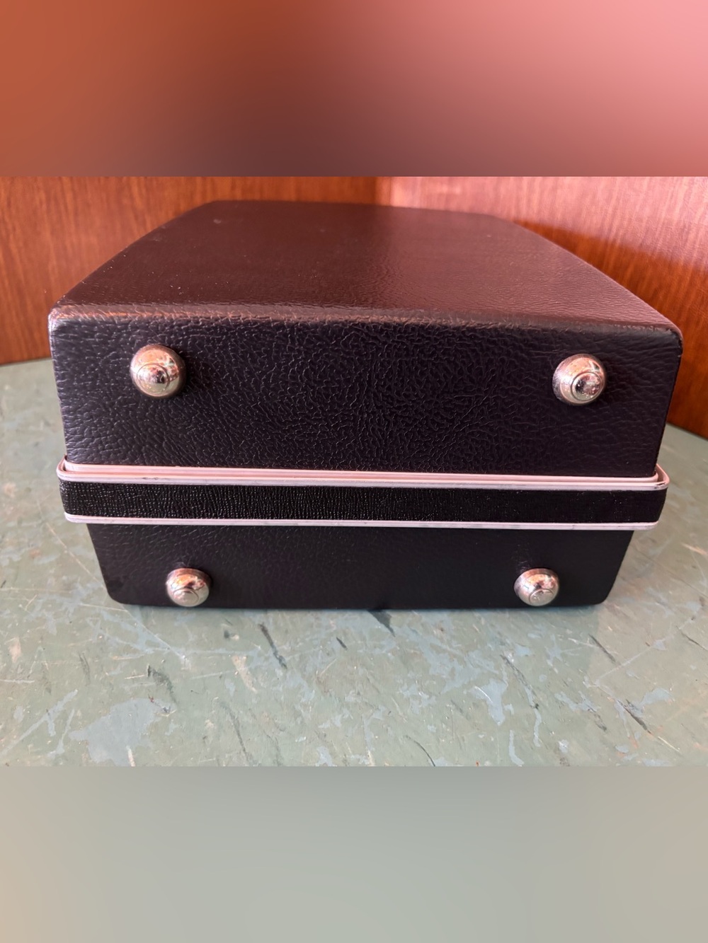 Vintage travelling bar suitcase bar tools 1960’s madmen - Picture 5 of 12